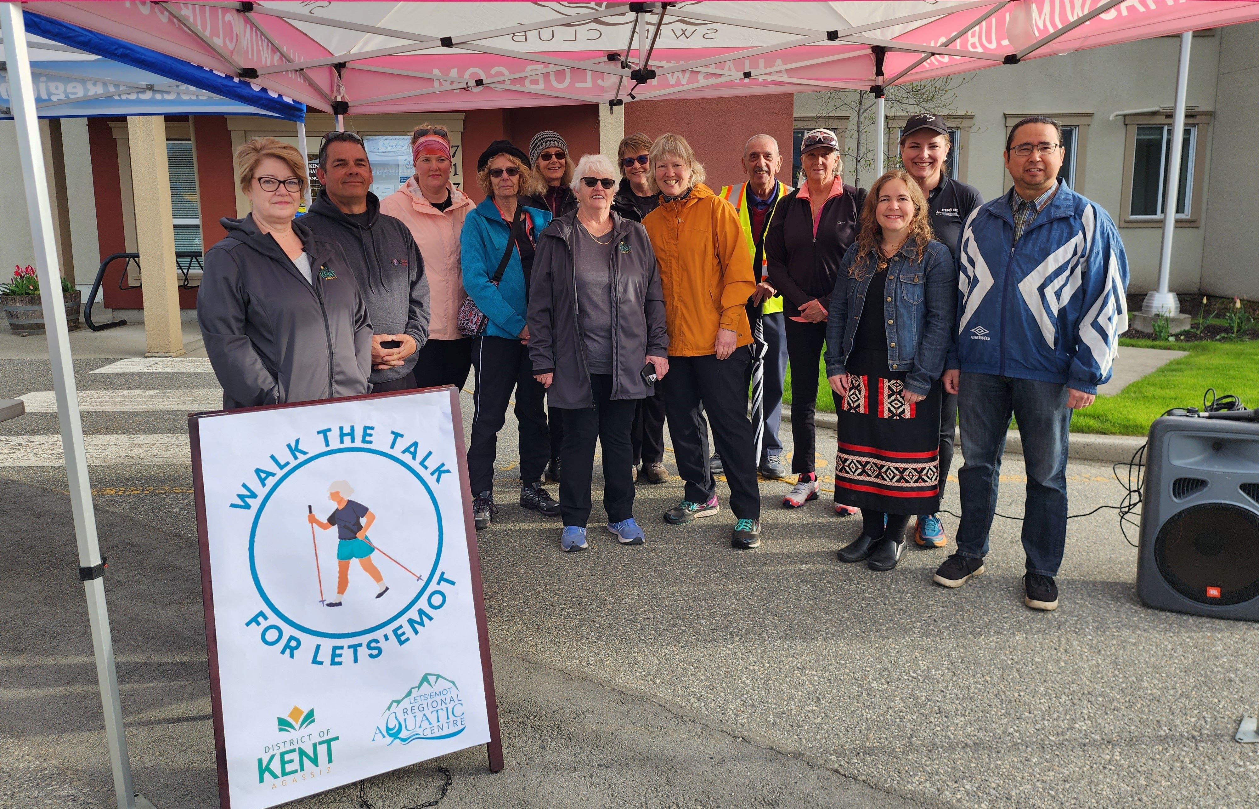 mayor walk start line